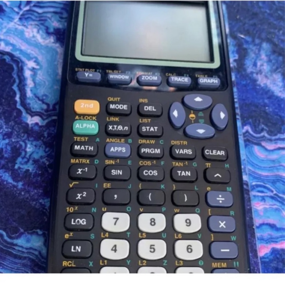 Texas Instruments ti 83 plus - Picture 2 of 4